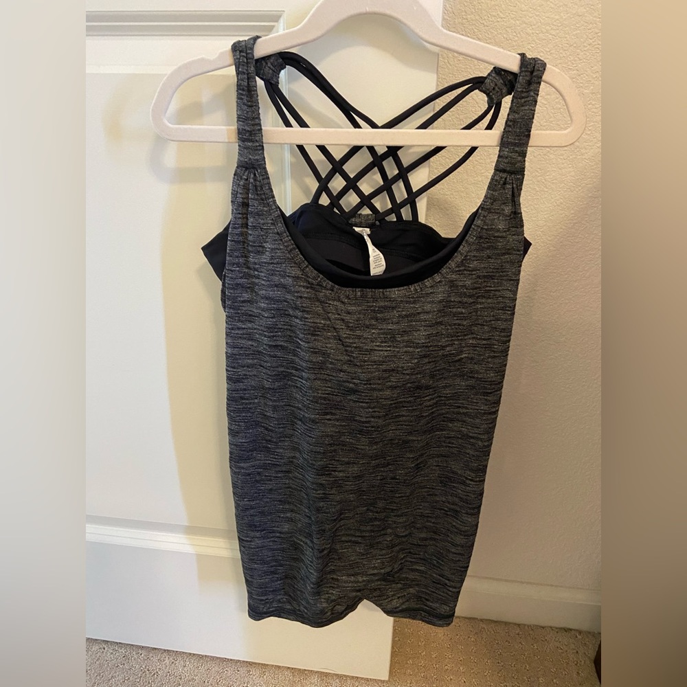 Lululemon workout shirt with built in bra